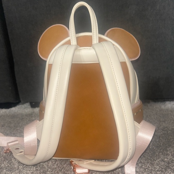 Disney loungefly backpack - Picture 4 of 7